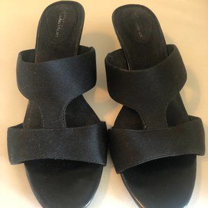 George black sandals.  Size 8 Like new!
